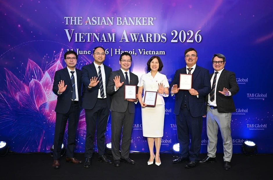 VPBank ghi dấu tại The Asian Banker với ba giải thưởng về số hóa, AI và phát triển bền vững VPBank ghi dấu tại The Asian Banker với ba giải thưởng về số hóa, AI và phát triển bền vững