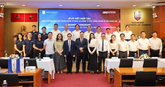 VTC Intecom và Trường Đại học Ngân hàng TPHCM ký kết hợp tác chiến lược