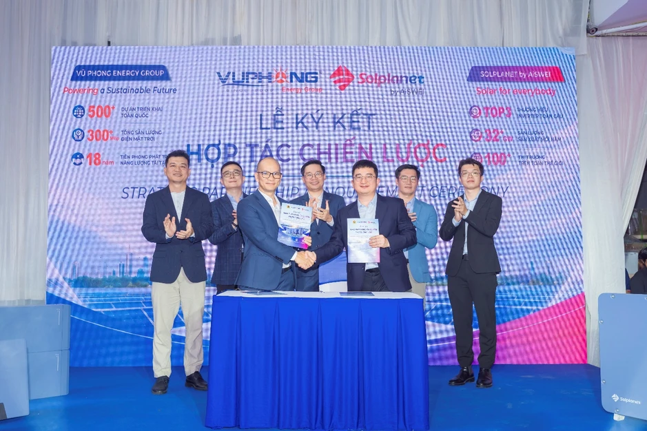Vũ Phong Energy Group và Solplanet công bố hợp tác chiến lược toàn diện Vũ Phong Energy Group và Solplanet công bố hợp tác chiến lược toàn diện