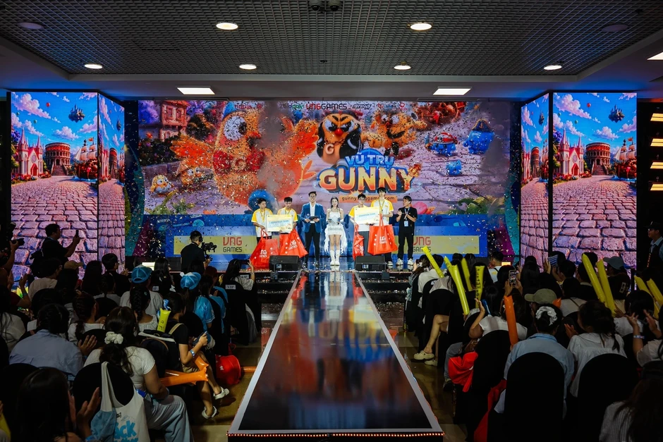 Vũ trụ Gunny khuấy đảo ngày hội 'Gamers Lead The Play' Vũ trụ Gunny khuấy đảo ngày hội 'Gamers Lead The Play'