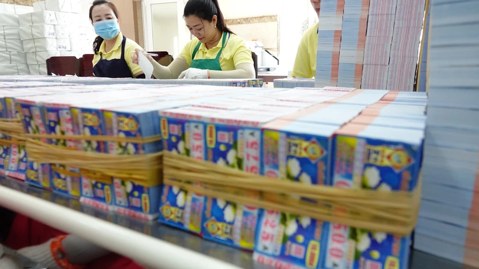 Xổ số Cần Thơ tung thêm 4 triệu vé số cào dịp lễ 30.4 Xổ số Cần Thơ tung thêm 4 triệu vé số cào dịp lễ 30.4