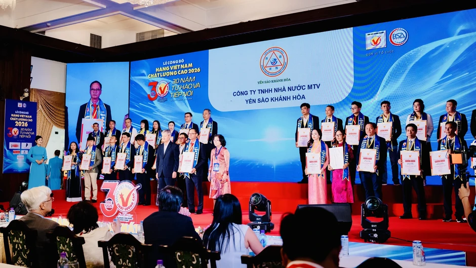 Yến sào Khánh Hòa 17 năm giữ vững niềm tin người tiêu dùng Yến sào Khánh Hòa 17 năm giữ vững niềm tin người tiêu dùng