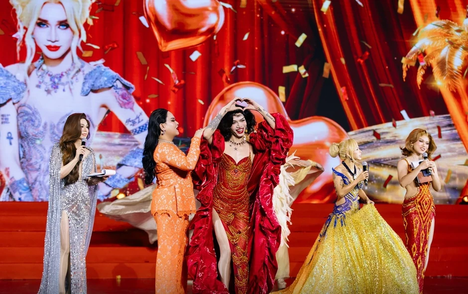‘Đảo hoa hậu’ đại náo Shopee Live mở màn xu hướng shoppertainment 2026 ‘Đảo hoa hậu’ đại náo Shopee Live mở màn xu hướng shoppertainment 2026