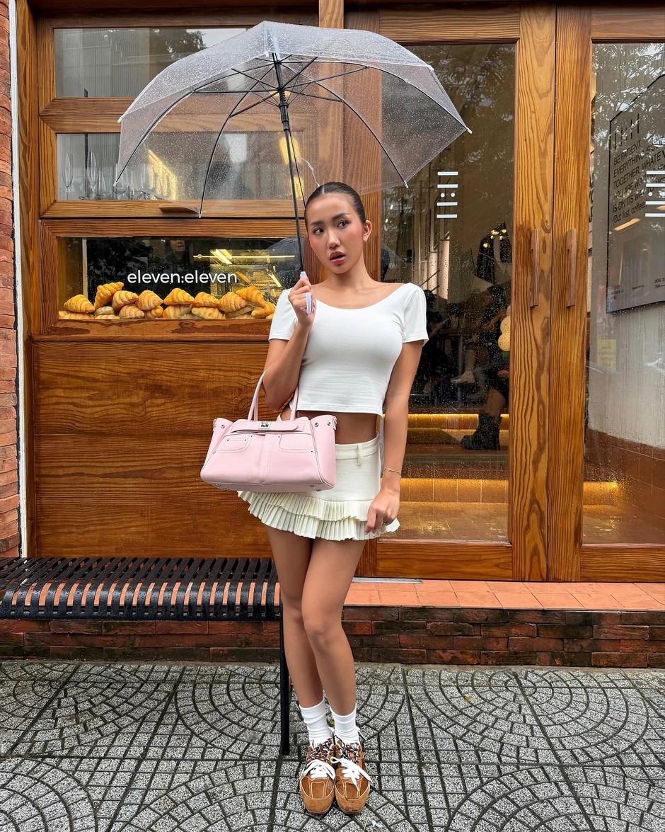 “Huyền 204 yêu trai trẻ cao 1m93 lên hot search": Chuyện tình chị đẹp làm mẹ đơn thân gây chú ý nhất lúc này “Huyền 204 yêu trai trẻ cao 1m93 lên hot search": Chuyện tình chị đẹp làm mẹ đơn thân gây chú ý nhất lúc này