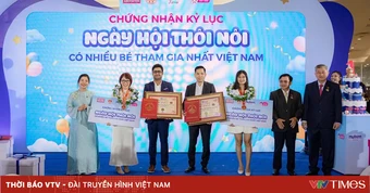 “Ngày hội thôi nôi” quy tụ hàng trăm gia đình