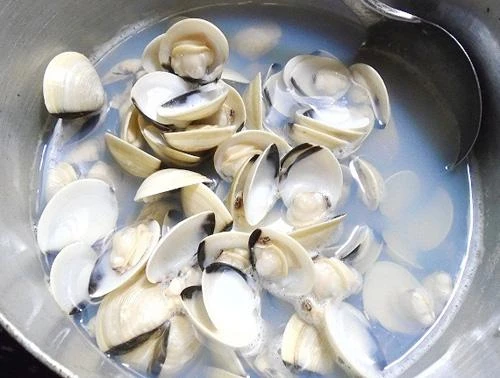 “Nước luộc ngao Ninh Bình” là gì mà dân mạng đua nhau tìm kiếm? Hóa ra là một cảnh đẹp ở Tràng An “Nước luộc ngao Ninh Bình” là gì mà dân mạng đua nhau tìm kiếm? Hóa ra là một cảnh đẹp ở Tràng An