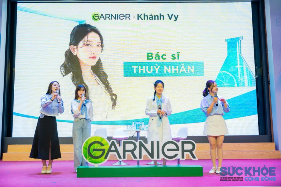 "Bác sĩ hot girl" Lê Nguyễn Thuỳ Nhân: Biến cố ngoại hình và quyết tâm theo đuổi ngành da liễu "Bác sĩ hot girl" Lê Nguyễn Thuỳ Nhân: Biến cố ngoại hình và quyết tâm theo đuổi ngành da liễu