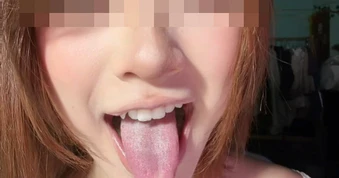 "Học đòi" Lê Bống lè lưỡi, diễn trò, nữ TikToker khiến MXH bất bình, đồng loạt chỉ trích content "bẩn"