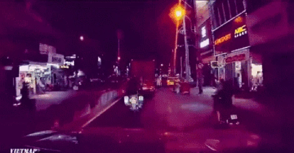 "Lúc đó tôi rất gấp vì sức khỏe người thân là trên hết", diễn biến trên phố Sài Gòn khiến dư luận chú ý "Lúc đó tôi rất gấp vì sức khỏe người thân là trên hết", diễn biến trên phố Sài Gòn khiến dư luận chú ý