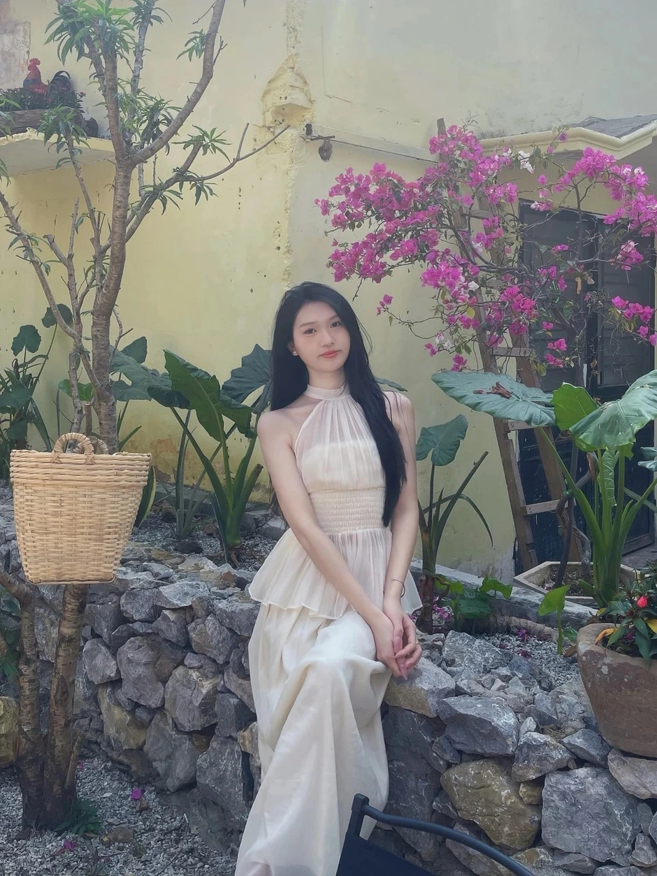 "Mỹ nhân chuyển giới" ở Thái Lan gây chú ý khi đi khám nghĩa vụ quân sự "Mỹ nhân chuyển giới" ở Thái Lan gây chú ý khi đi khám nghĩa vụ quân sự