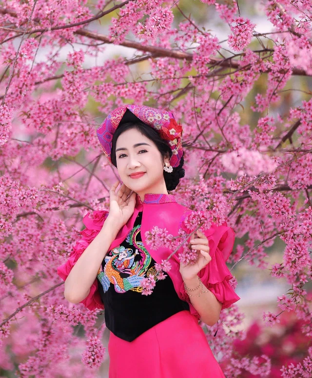 "Nữ hoàng ảnh lịch" U60 gặp rắc rối sức khỏe vì ai cho thuốc gì cũng uống, ai bảo thuốc gì cũng chữa