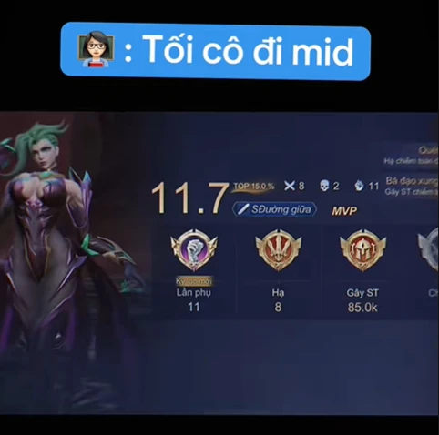 "Sáng đi dạy, tối đi mid", cô giáo xinh đẹp bất ngờ "viral" với màn bắt trend dễ thương