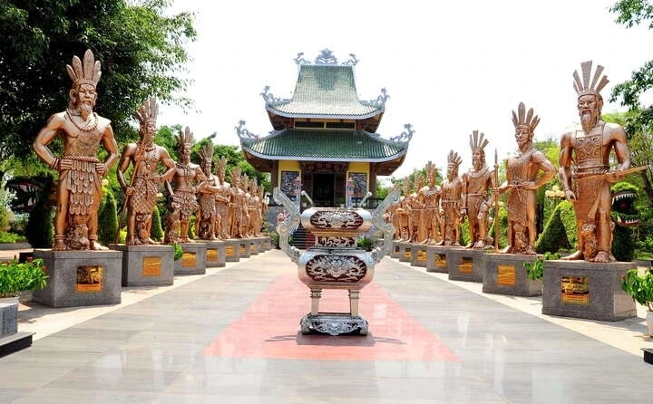 18 đời vua Hùng gồm những vị vua nào? 18 đời vua Hùng gồm những vị vua nào?