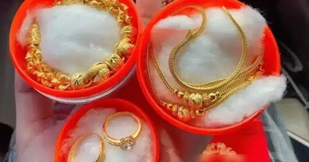 2 chỉ vàng hồi môn của mẹ dạy tôi bài học thấm thía sau 10 năm