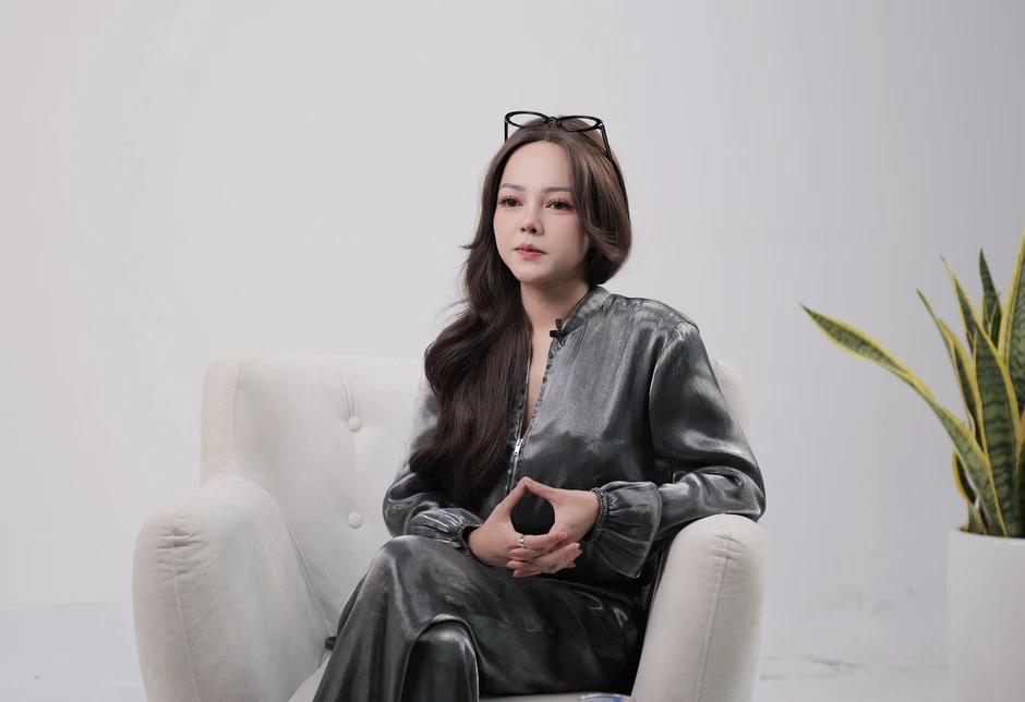 2 cuộc ly hôn, 1 đúc kết: "Có những cặp đôi thể hiện hạnh phúc trên mạng, nhưng âm thầm tẩu tán tài sản vì sợ đối phương chia chác khi biến cố" 2 cuộc ly hôn, 1 đúc kết: "Có những cặp đôi thể hiện hạnh phúc trên mạng, nhưng âm thầm tẩu tán tài sản vì sợ đối phương chia chác khi biến cố"