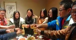 25 người đăng ký đi họp lớp nhưng có tận 30 người đến, tôi thoát nhóm chung ngay sau bữa ăn, từ nay xin cạch chuyện "họp hành"