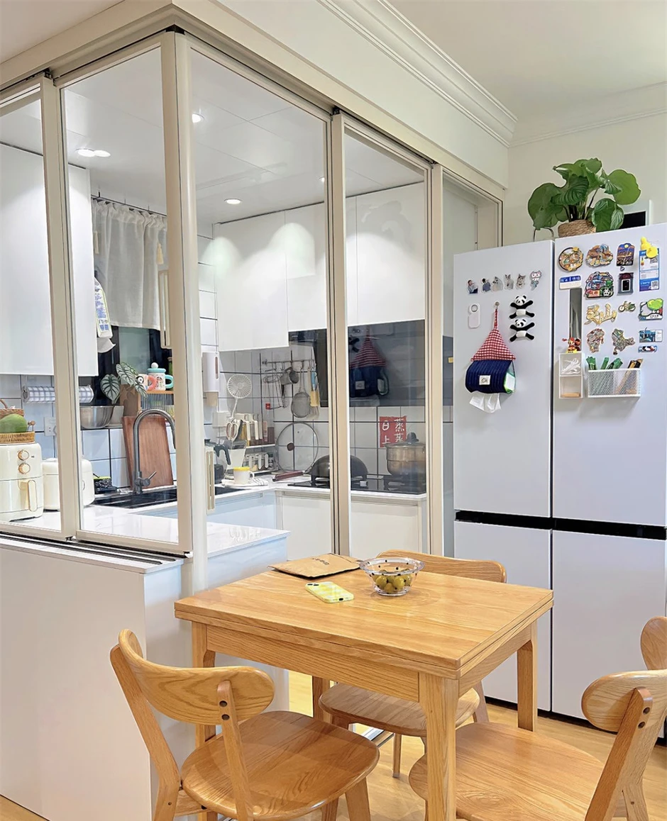 3 người sống trong ngôi nhà 37m²: Không chen chúc, không bí bách