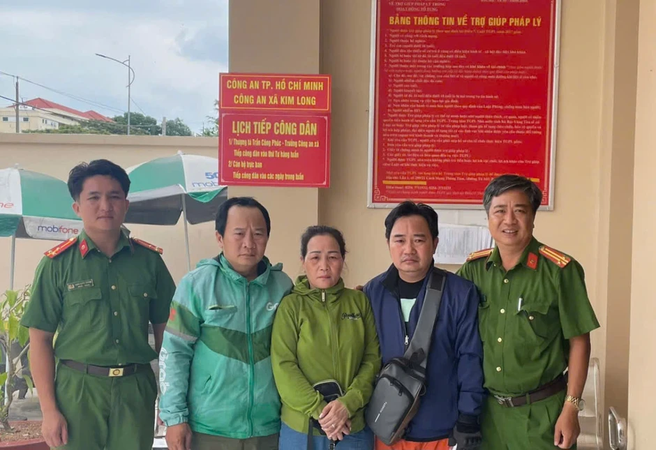 35 năm sống với cái tên 'Bé còi', người phụ nữ mất trí nhớ đã đoàn tụ gia đình 35 năm sống với cái tên 'Bé còi', người phụ nữ mất trí nhớ đã đoàn tụ gia đình