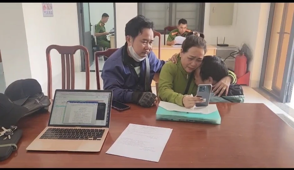 35 năm sống với cái tên 'Bé còi', người phụ nữ mất trí nhớ đã đoàn tụ gia đình 35 năm sống với cái tên 'Bé còi', người phụ nữ mất trí nhớ đã đoàn tụ gia đình