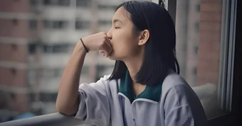 5 biểu hiện trẻ tự ti mà cha mẹ cần nhận ra để giúp con tự tin hơn