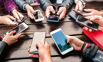 7 luật ngầm khi chat nhóm