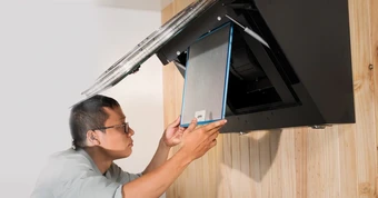 7 thói quen hại máy hút mùi mà nhiều người không biết đến