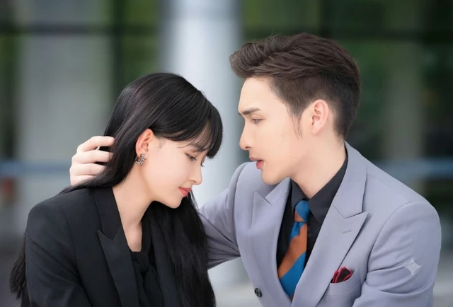 8 tháng yêu đương, tôi chu cấp cho bạn gái hơn 50 triệu, đến ngày biết rõ gia thế của cô ấy, tôi bỗng thấy mình giống người bị lừa 8 tháng yêu đương, tôi chu cấp cho bạn gái hơn 50 triệu, đến ngày biết rõ gia thế của cô ấy, tôi bỗng thấy mình giống người bị lừa