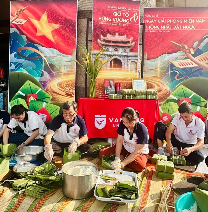 90 đội thi gói bánh chưng dâng Quốc Tổ Hùng Vương dịp giỗ Tổ 90 đội thi gói bánh chưng dâng Quốc Tổ Hùng Vương dịp giỗ Tổ