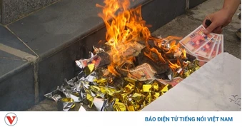 Ai là người đầu tiên nghĩ ra việc đốt vàng mã?