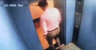 Ấn Độ: Thang máy đột ngột vọt lên, người đàn ông bị ngã đập đầu suýt chết