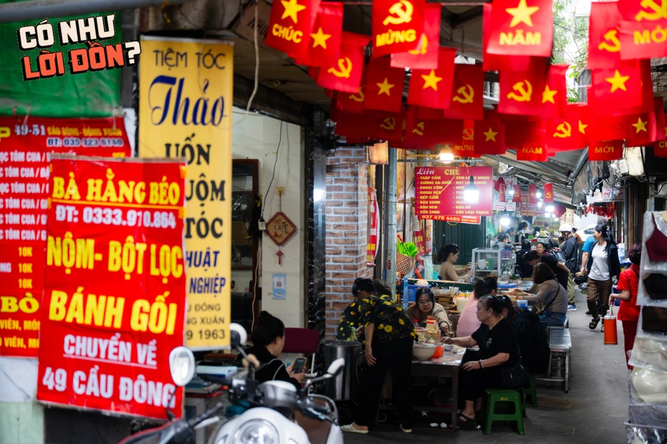 Ăn thử bát bún riêu 80k gây xôn xao chợ Đồng Xuân: Topping ê hề ăn kèm nước sấu ngâm có ngon như lời đồn? Ăn thử bát bún riêu 80k gây xôn xao chợ Đồng Xuân: Topping ê hề ăn kèm nước sấu ngâm có ngon như lời đồn?