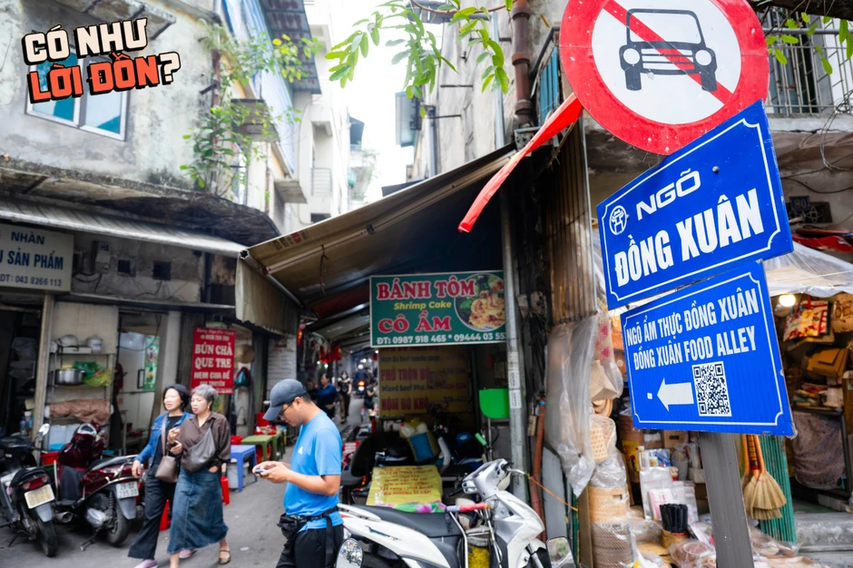 Ăn thử bát bún riêu 80k gây xôn xao chợ Đồng Xuân: Topping ê hề ăn kèm nước sấu ngâm có ngon như lời đồn? Ăn thử bát bún riêu 80k gây xôn xao chợ Đồng Xuân: Topping ê hề ăn kèm nước sấu ngâm có ngon như lời đồn?