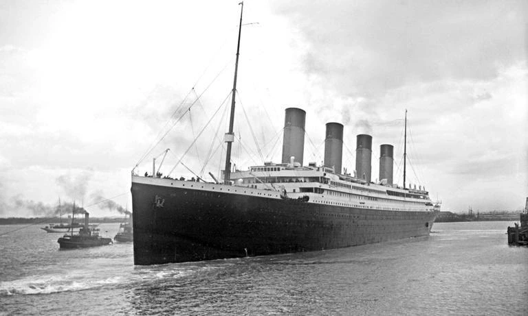 Áo phao của hành khách mặc trên tàu Titanic bán với giá hơn 23 tỷ đồng Áo phao của hành khách mặc trên tàu Titanic bán với giá hơn 23 tỷ đồng