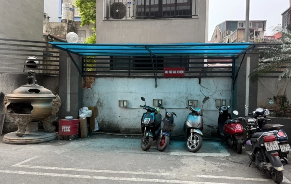 Ba vấn đề của xe máy điện với hầm chung cư Ba vấn đề của xe máy điện với hầm chung cư