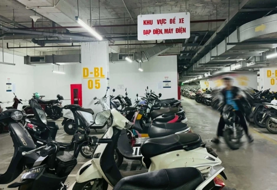 Ba vấn đề của xe máy điện với hầm chung cư Ba vấn đề của xe máy điện với hầm chung cư