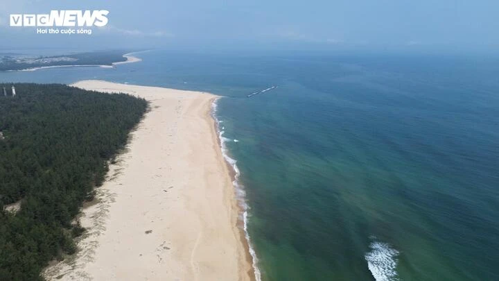 Bãi biển đẹp hoang sơ được Huế chi gần 120 tỷ làm công viên đa năng Bãi biển đẹp hoang sơ được Huế chi gần 120 tỷ làm công viên đa năng