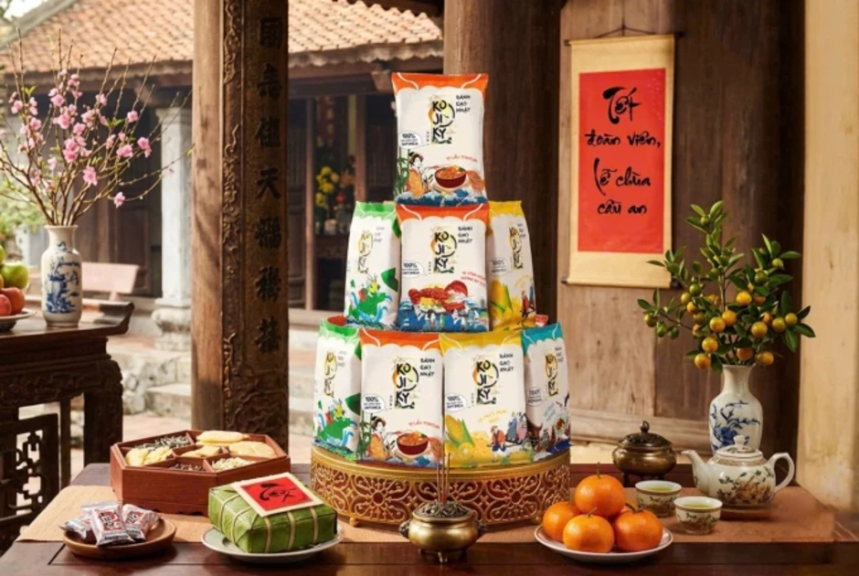 Bánh gạo Kojiky xuất hiện trong mâm lễ đầu năm Bánh gạo Kojiky xuất hiện trong mâm lễ đầu năm