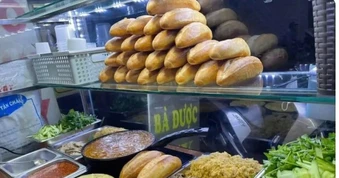Bánh mì Bà Được xin lỗi sau vụ 167 người nhập viện