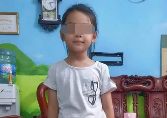 Bé gái 6 tuổi bị bỏ trước cổng mái ấm ở Bắc Ninh cùng tâm thư của mẹ