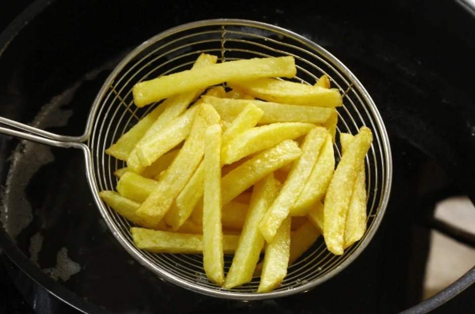 Bí quyết chiên khoai tây giòn rụm - Báo TinVina Cooking