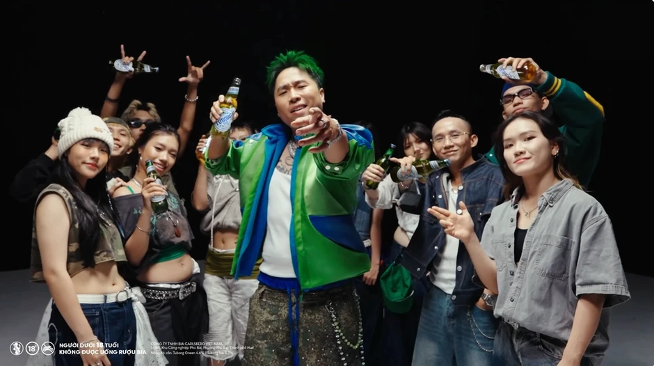 Bia Tuborg kết hợp rapper 24K. Right ra mắt MV 'Sao phải theo chuẩn' Bia Tuborg kết hợp rapper 24K. Right ra mắt MV 'Sao phải theo chuẩn'