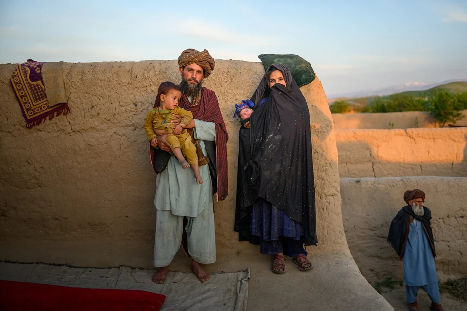 Biến đổi khí hậu buộc các gia đình Afghanistan phải bán con gái làm cô dâu Biến đổi khí hậu buộc các gia đình Afghanistan phải bán con gái làm cô dâu