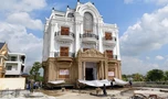 Biệt thự hàng trăm tấn ở Bắc Ninh về vị trí mới sau gần tháng 