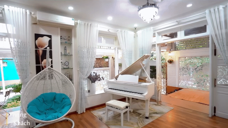 Biệt thự rộng 1.400m2 của Vy Oanh Biệt thự rộng 1.400m2 của Vy Oanh