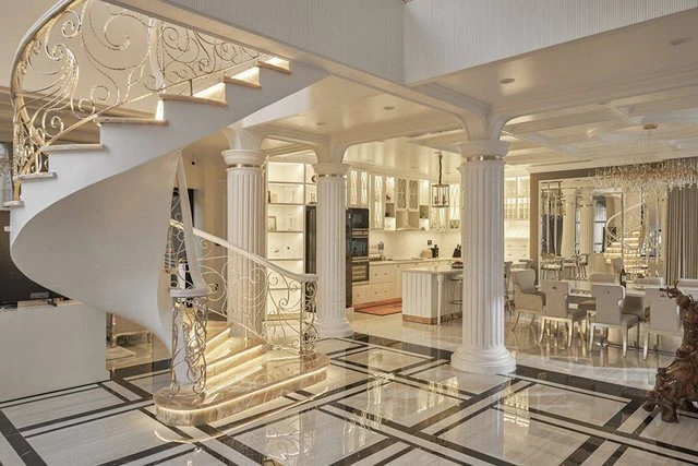 Biệt thự rộng gần 600m2 của Lệ Quyên Biệt thự rộng gần 600m2 của Lệ Quyên