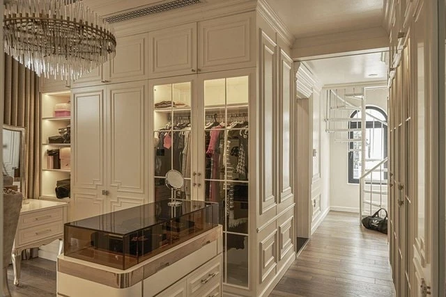 Biệt thự rộng gần 600m2 của Lệ Quyên Biệt thự rộng gần 600m2 của Lệ Quyên