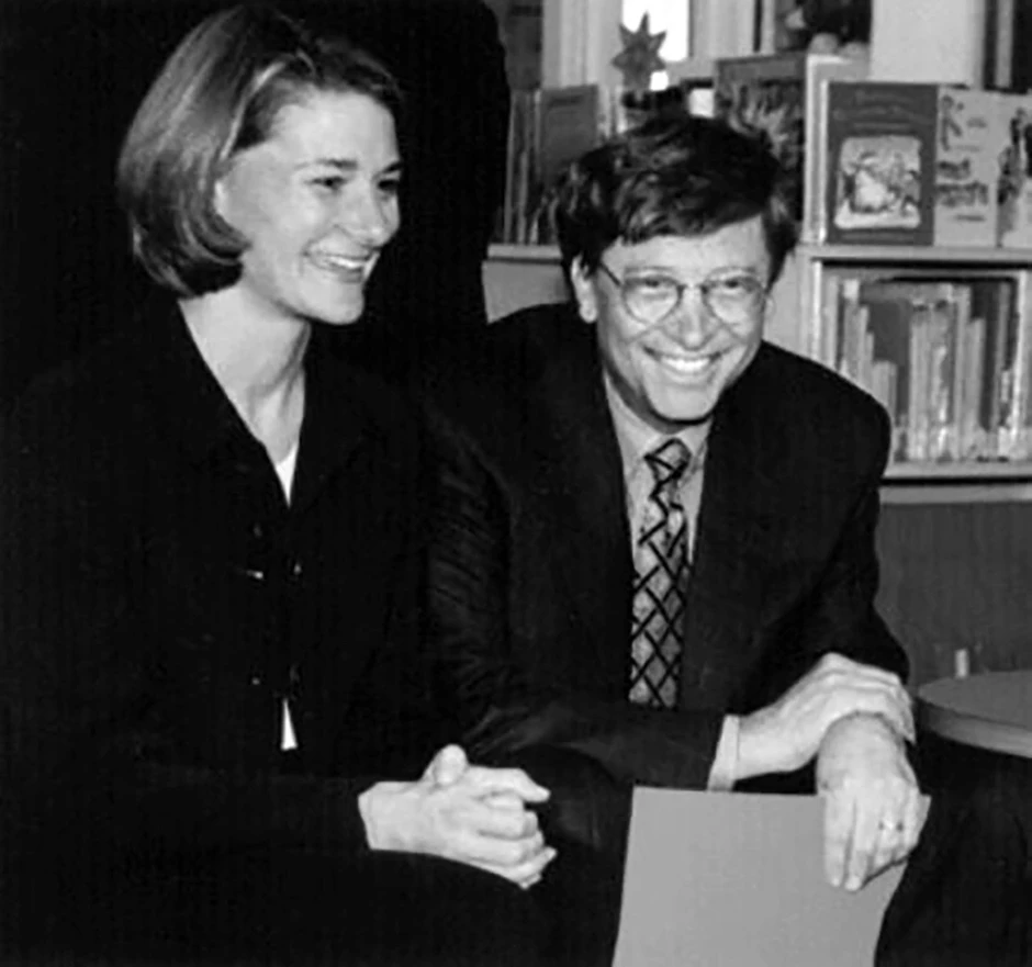 Bill Gates: Từ người đàn ông rửa bát cho vợ đến thú nhận ngoại tình gây sốc Bill Gates: Từ người đàn ông rửa bát cho vợ đến thú nhận ngoại tình gây sốc