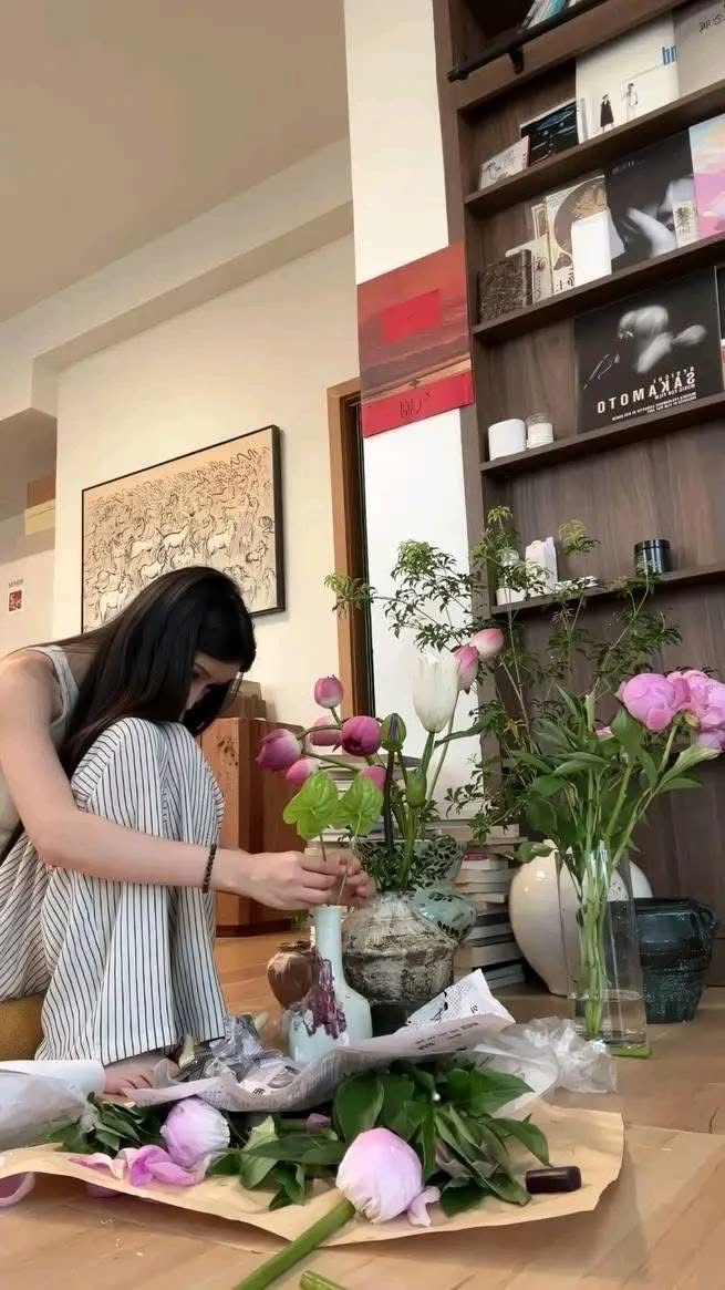 Bố tôi bỏ mẹ sau 10 năm ngoại tình, ngày tôi lấy chồng ông mang 50 triệu về nhưng điều ông xin mới khiến tôi khó xử Bố tôi bỏ mẹ sau 10 năm ngoại tình, ngày tôi lấy chồng ông mang 50 triệu về nhưng điều ông xin mới khiến tôi khó xử