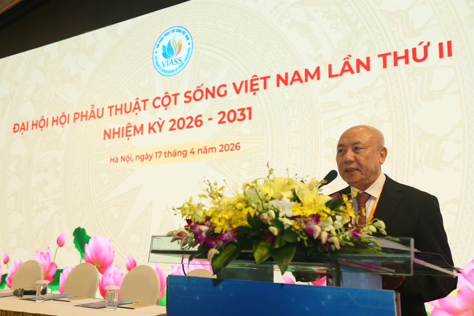 BTV Thời sự 19h kết hôn với nguyên PGĐ Bệnh viện Việt Đức: Sau 10 năm nghỉ việc, hiện tại gây bất ngờ BTV Thời sự 19h kết hôn với nguyên PGĐ Bệnh viện Việt Đức: Sau 10 năm nghỉ việc, hiện tại gây bất ngờ
