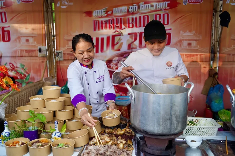 Bún bò Huế xác lập kỷ lục Việt Nam tại "Huế - Kinh đô Ẩm thực 2026"